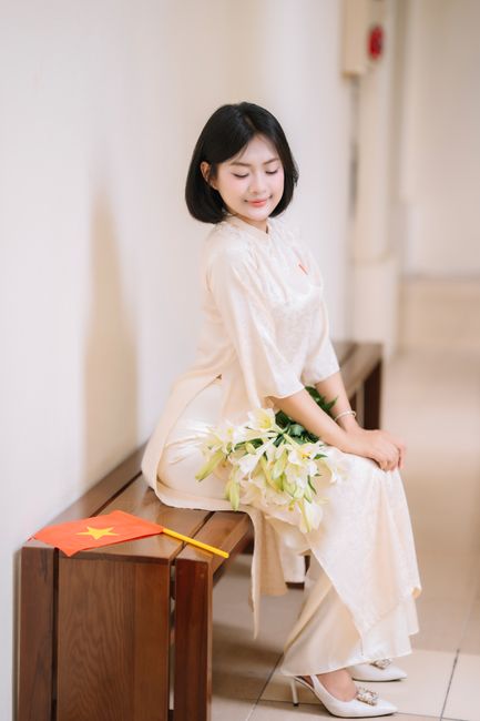 Gái xinh công sở 2026: Top 15 hot girl thanh lịch chốn văn phòng